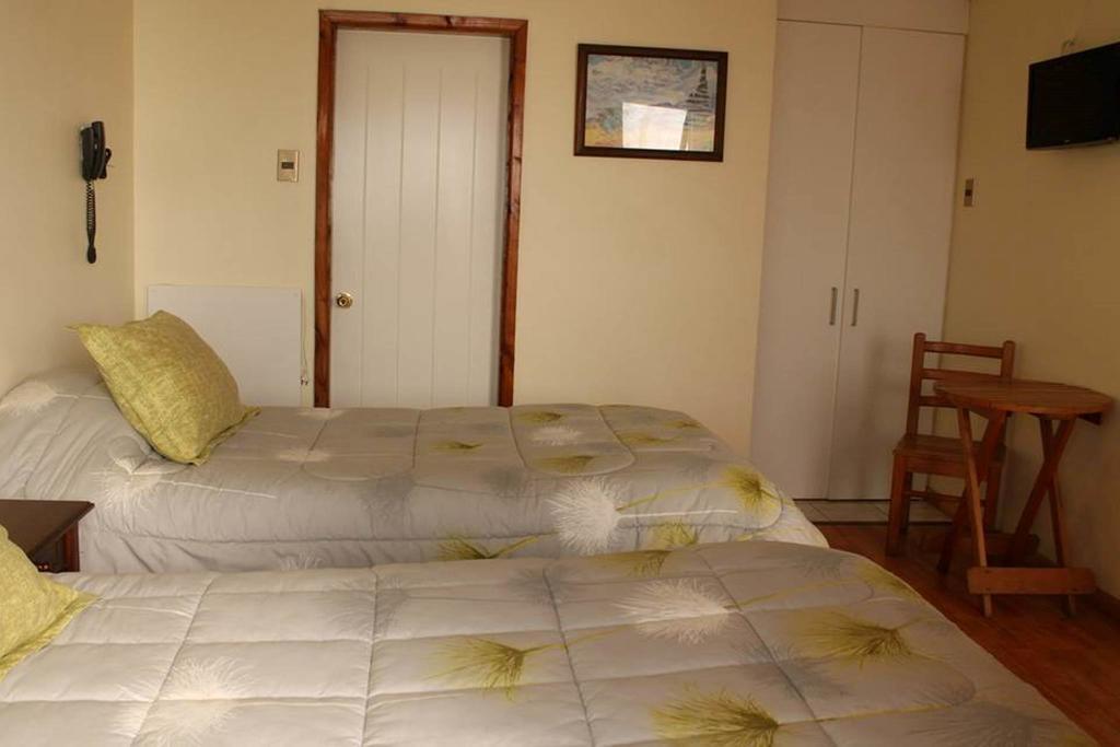 Hostal Caupolican Консепсьйон Номер фото